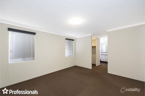 Property photo of 13 Limpet Way Byford WA 6122
