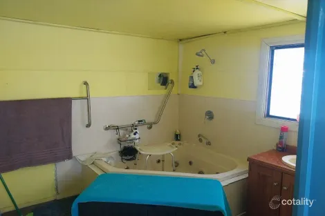 Property photo of 16 Albert Street Pyramid Hill VIC 3575