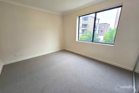 Property photo of 9/5-11 Howard Avenue Northmead NSW 2152