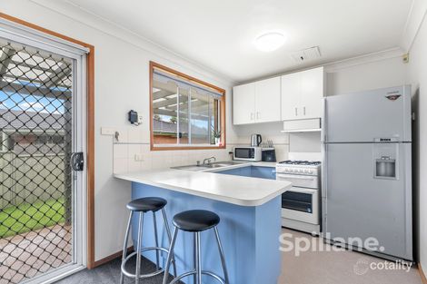 Property photo of 23 Olearia Crescent Warabrook NSW 2304