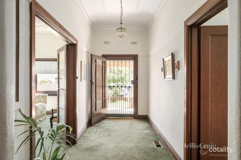 Property photo of 2 Franks Grove Kew VIC 3101