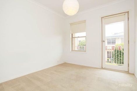 Property photo of 20/14 Mickleton Grove Point Cook VIC 3030