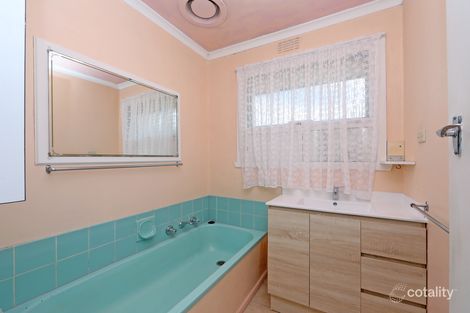 Property photo of 3 Cherrytree Rise Knoxfield VIC 3180