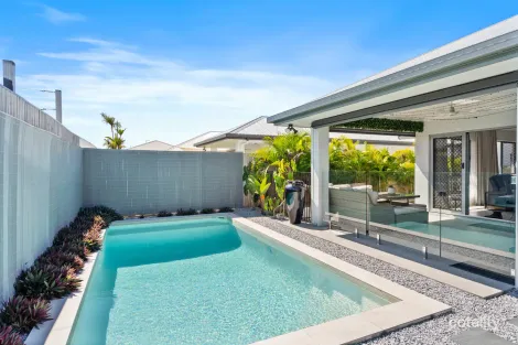 Property photo of 30 Mungana Circuit Smithfield QLD 4878