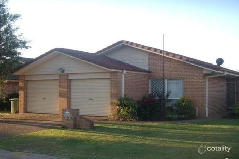Property photo of 2/23 Thornleigh Crescent Varsity Lakes QLD 4227