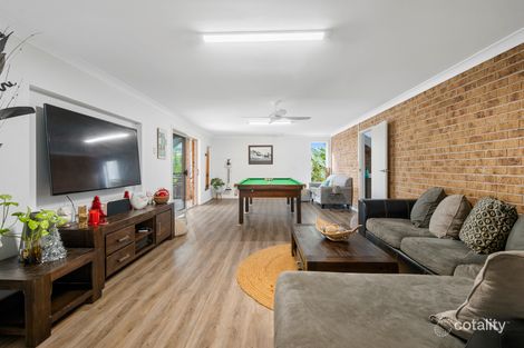 Property photo of 27 Ocean View Crescent Emerald Beach NSW 2456
