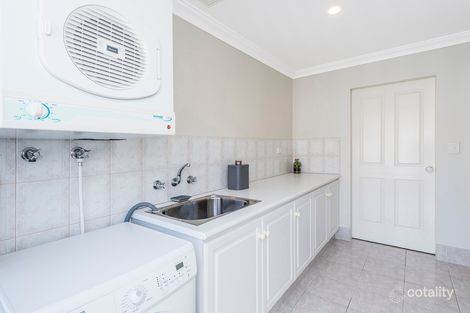 Property photo of 3 Neptune Place Halls Head WA 6210