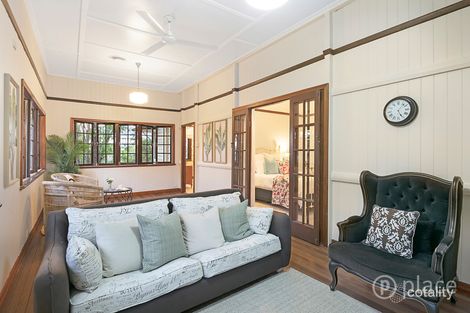 Property photo of 40 Pinecroft Street Camp Hill QLD 4152