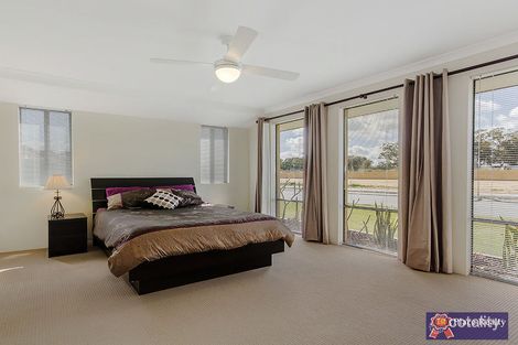 Property photo of 33 Cimarron Edge Meadow Springs WA 6210