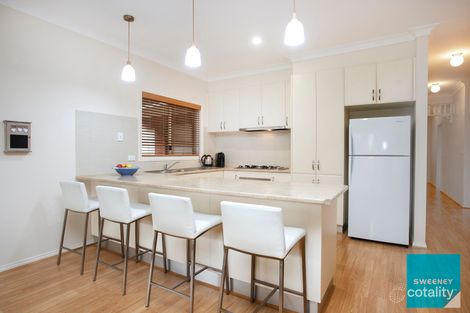Property photo of 10 Peartree Grove Burnside Heights VIC 3023