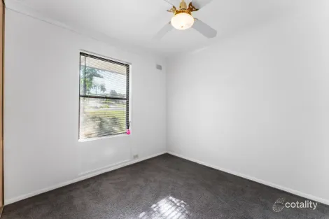 Property photo of 43 Flockhart Avenue Valley View SA 5093