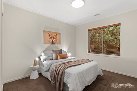 Property photo of 4 Bishop Place Berwick VIC 3806