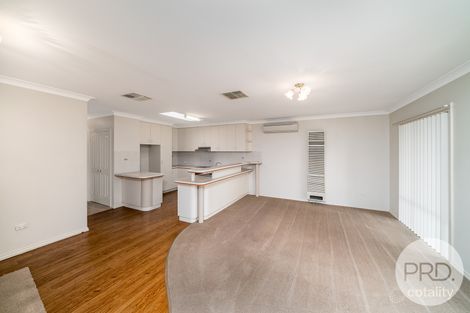 Property photo of 1/29 Nardoo Street Glenfield Park NSW 2650