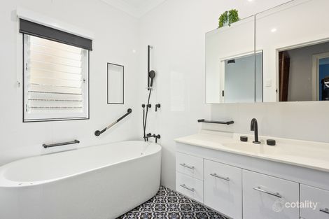 Property photo of 48 Stephen Drive Woonona NSW 2517