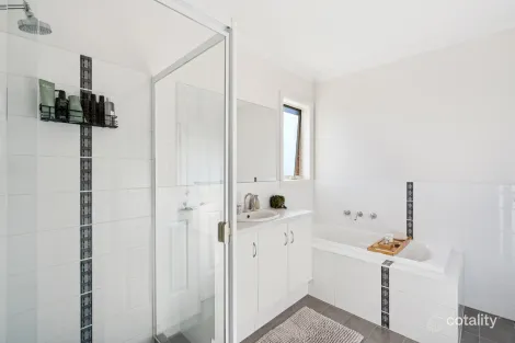 Property photo of 1/412 Yatala Vale Road Surrey Downs SA 5126