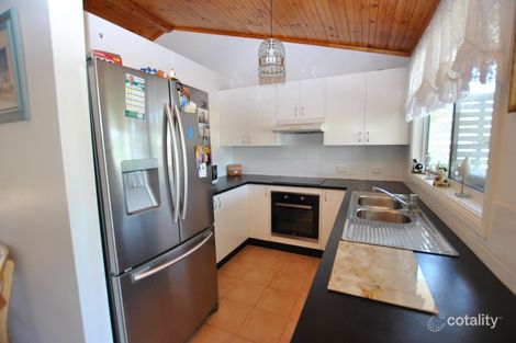 Property photo of 18 Burranjurra Avenue Coomba Park NSW 2428