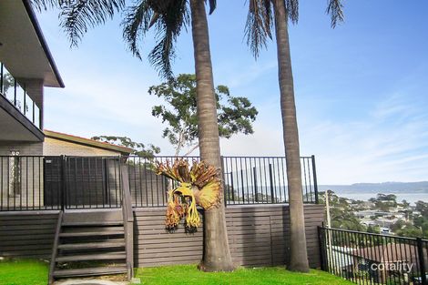 Property photo of 19 David Street Green Point NSW 2251