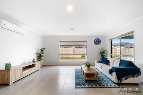 Property photo of 13 Hoffman Crescent Truganina VIC 3029