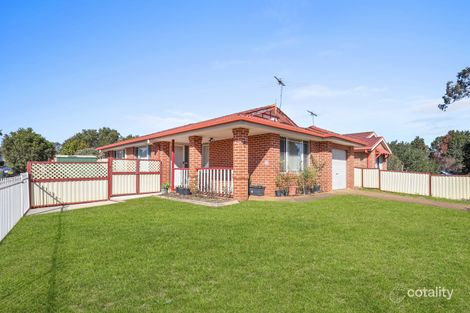 Property photo of 6 Hydrangea Place Macquarie Fields NSW 2564