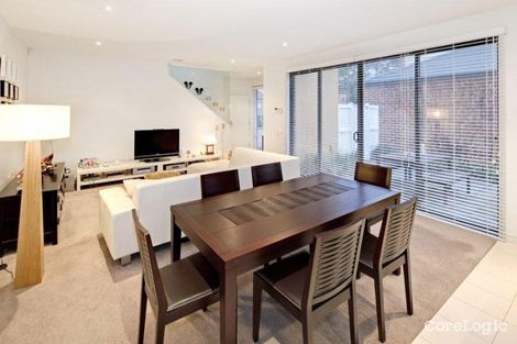 Property photo of 2 Garton Court Mulgrave VIC 3170