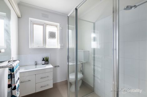 Property photo of 4/94 Eskdale Road Caulfield North VIC 3161