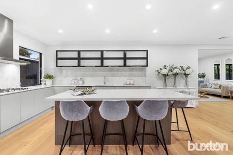 Property photo of 15 Benjamin Street Box Hill North VIC 3129