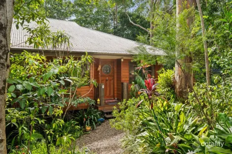 3 Bateson Rd, Mount Nebo, QLD 4520