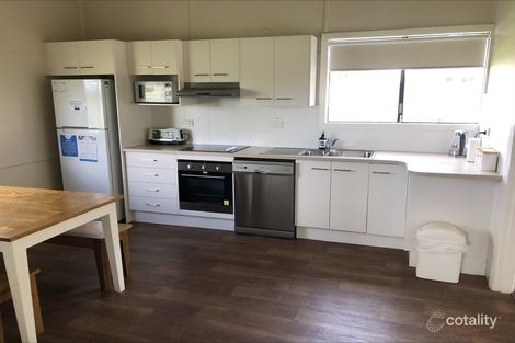 Property photo of 115 Wine Country Drive Nulkaba NSW 2325