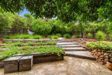 Property photo of 16 Becke Place Garran ACT 2605