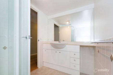 Property photo of 18 Bluebell Street O'Connor ACT 2602