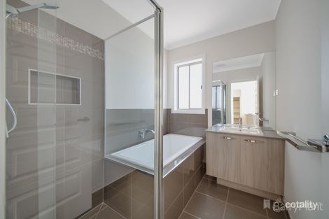 Property photo of 73 Clydevale Avenue Clyde North VIC 3978