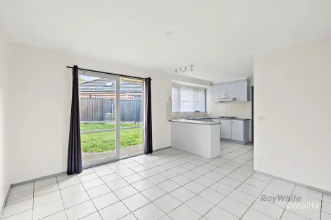Property photo of 27 Halter Crescent Epping VIC 3076