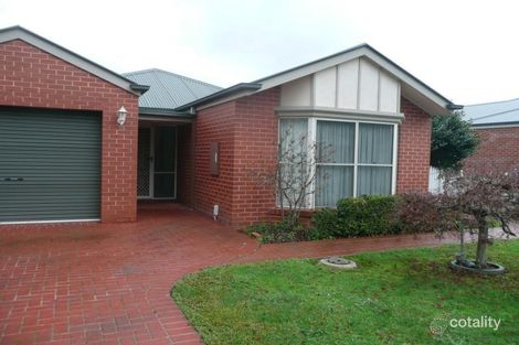 2 Yarrah Pl, Myrtleford, VIC 3737