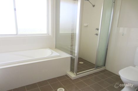 Property photo of 27 Mary Angove Crescent Cootamundra NSW 2590