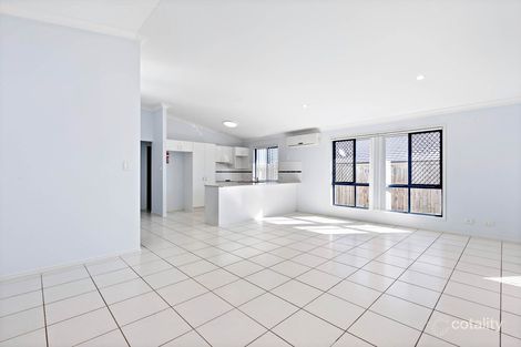 Property photo of 61 Dornoch Crescent Raceview QLD 4305