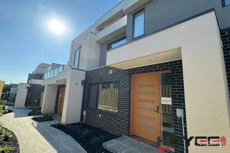 7/2-4 Doynton Pde, Mount Waverley, VIC 3149