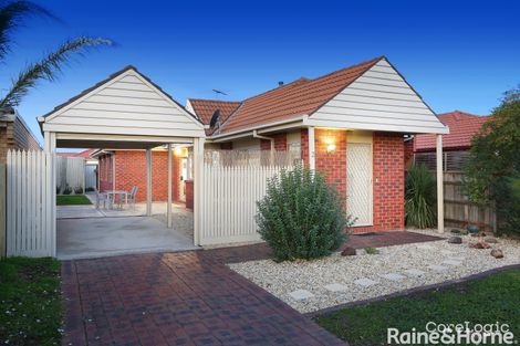 Property photo of 2 Tunley Place Roxburgh Park VIC 3064