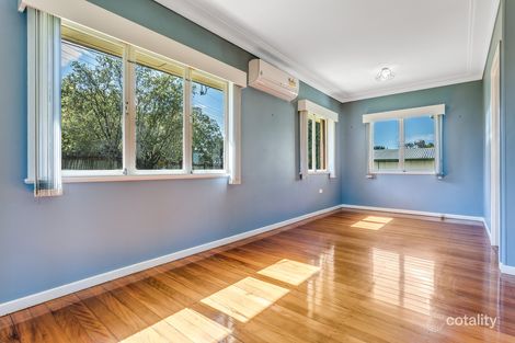 Property photo of 10 Macadam Court Kallangur QLD 4503