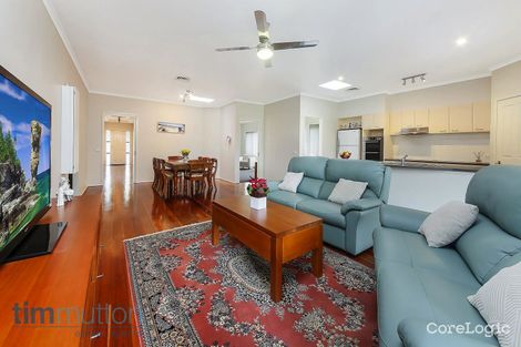 Property photo of 2 Eileen Street Picnic Point NSW 2213