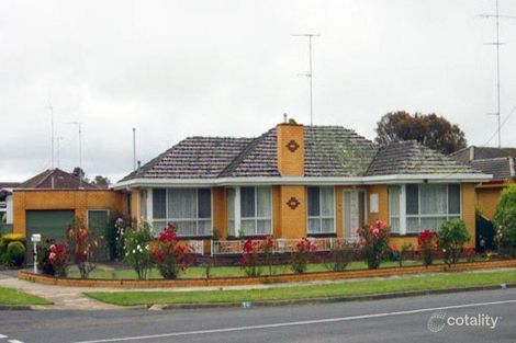 Property photo of 14 Cambridge Street Wendouree VIC 3355