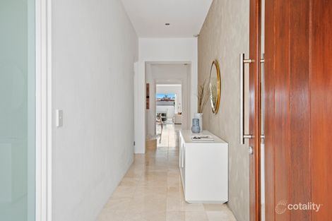 Property photo of 43 Fourth Avenue Palm Beach QLD 4221