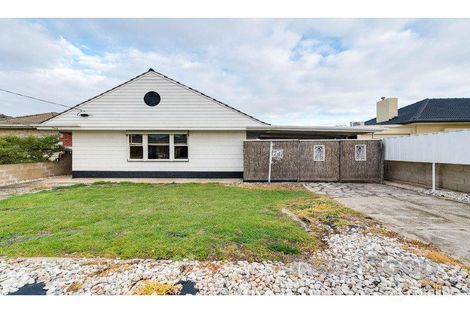 24 Seafield St, Largs North, SA 5016