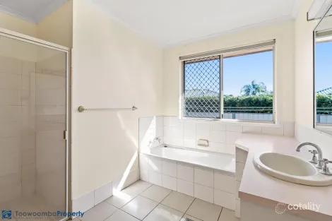 Property photo of 31 Boshammer Street Rangeville QLD 4350