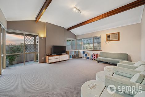 Property photo of 8 Wishaw Grove Leeming WA 6149