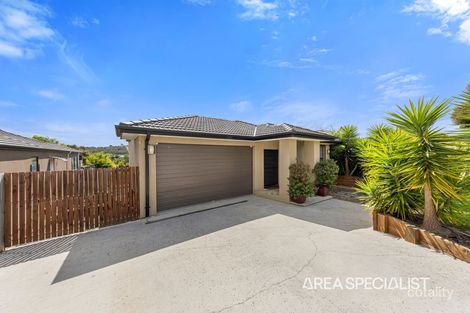 Property photo of 18 Yellow Gum Drive Pakenham VIC 3810