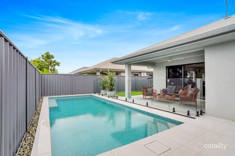 Property photo of 12 Bamford Close Smithfield QLD 4878