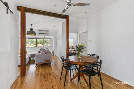 Property photo of 102A Stuart Street Mount Lofty QLD 4350