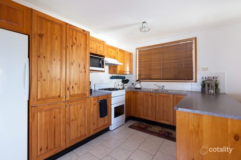 Property photo of 3 Iras Place Rosemeadow NSW 2560