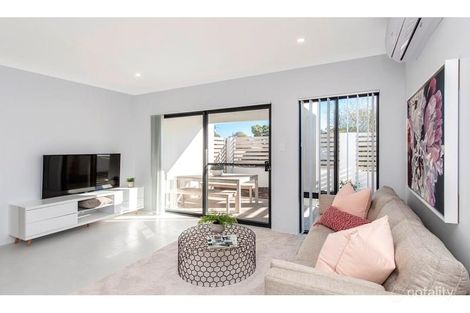 Property photo of 3 Bluegum Close Armadale WA 6112