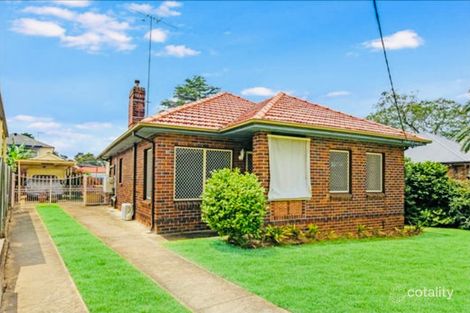 Property photo of 28 Cotswold Street Westmead NSW 2145